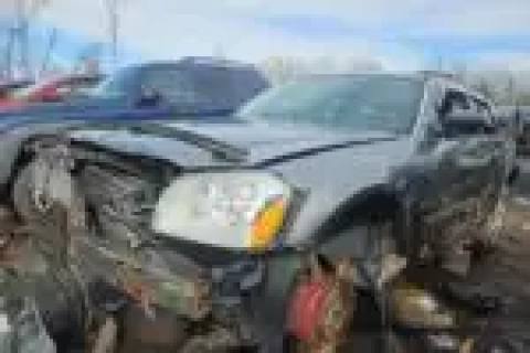 Photo of 2005 Dodge Magnum