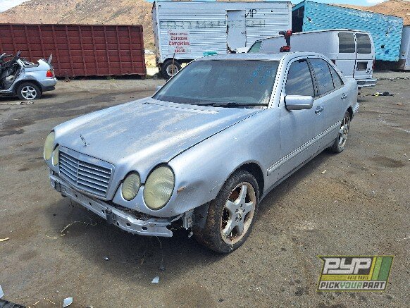 Photo of 1999 Mercedes-Benz E320