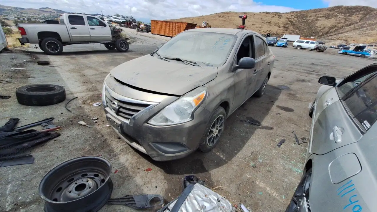 Photo of 2015 Nissan Versa