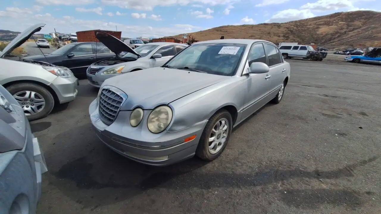 Photo of 2005 Kia Amanti