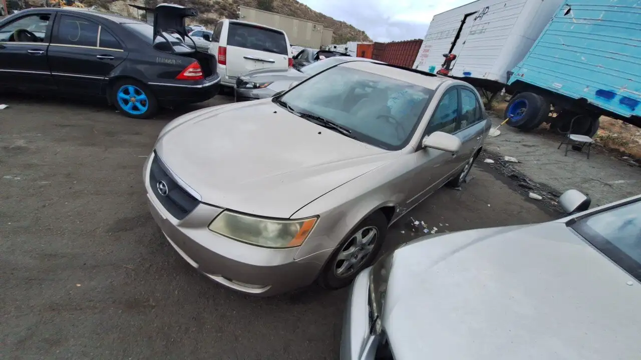 Photo of 2006 Hyundai Sonata