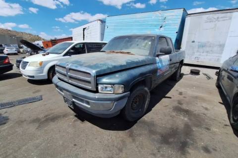 Photo of 2001 Dodge Ram 1500