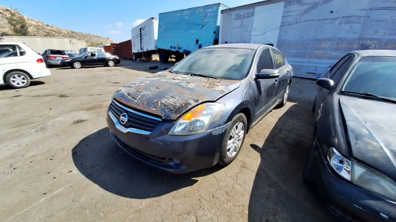 Photo of 2010 Nissan Altima