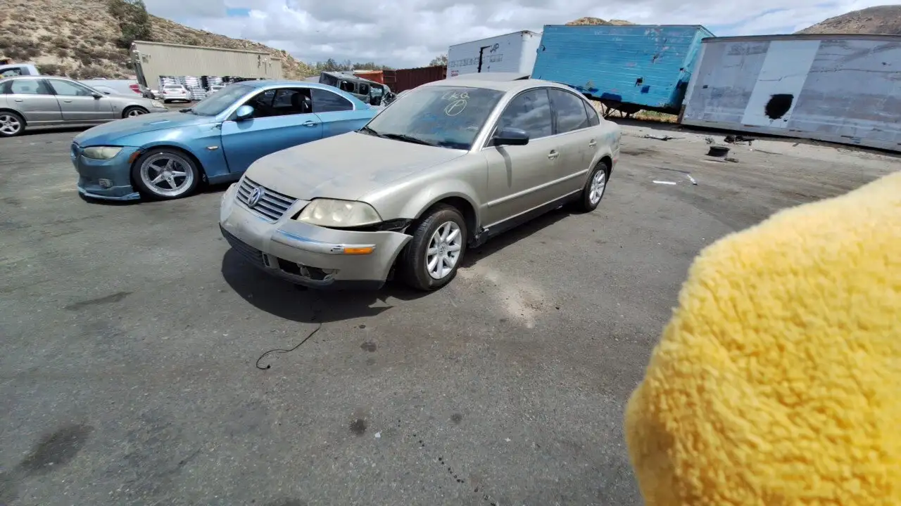 Photo of 2004 Volkswagen Passat