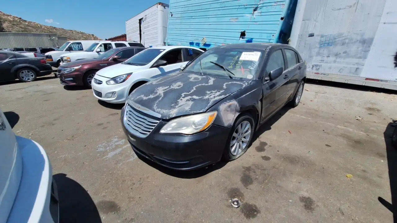 Photo of 2013 Chrysler 200
