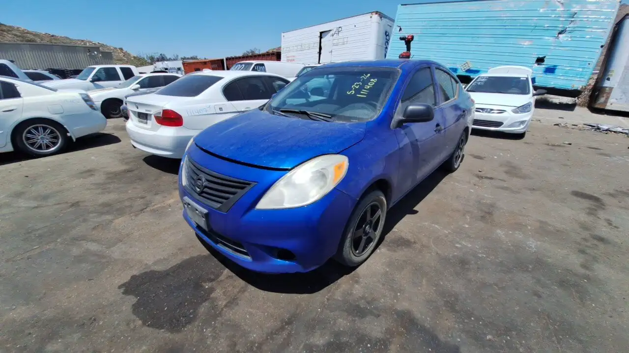 Photo of 2012 Nissan Versa