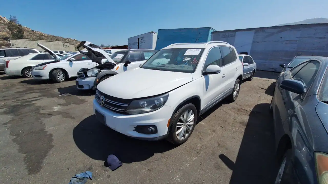 Photo of 2012 Volkswagen Tiguan