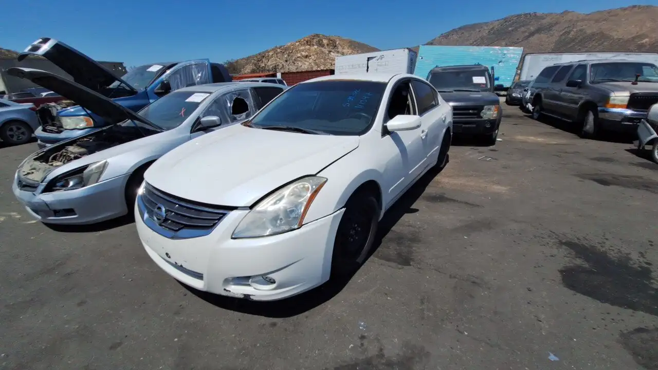 Photo of 2012 Nissan Altima