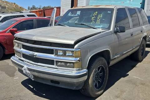 Photo of 1999 Chevrolet Tahoe