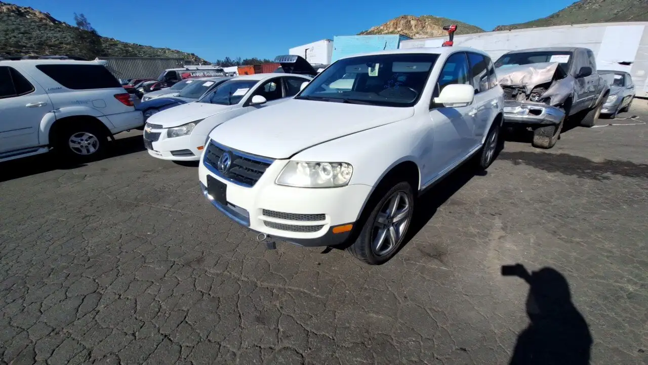 Photo of 2006 Volkswagen Touareg