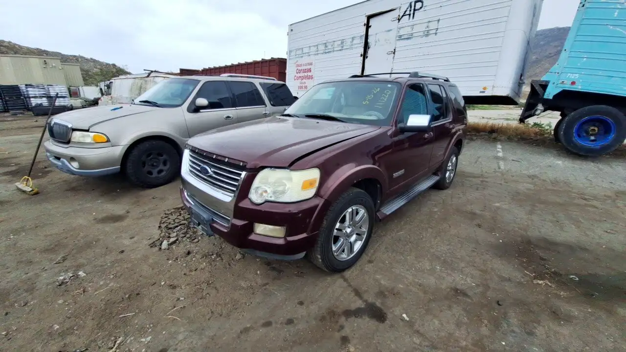 Photo of 2006 Ford Explorer