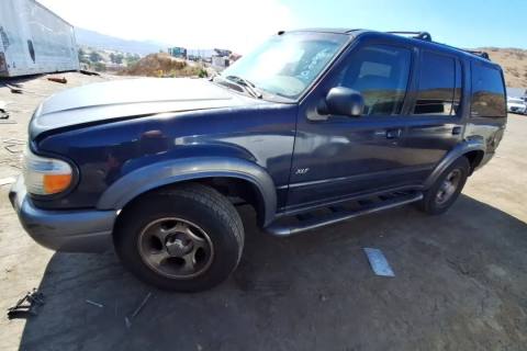 Photo of 2001 Ford Explorer