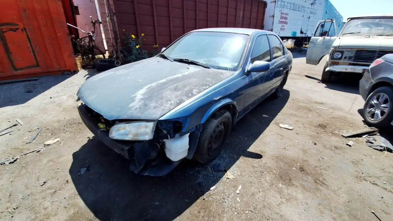 Photo of 2001 Toyota Camry