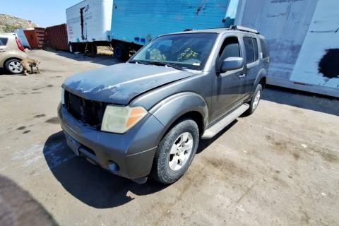 Photo of 2005 Nissan Pathfinder