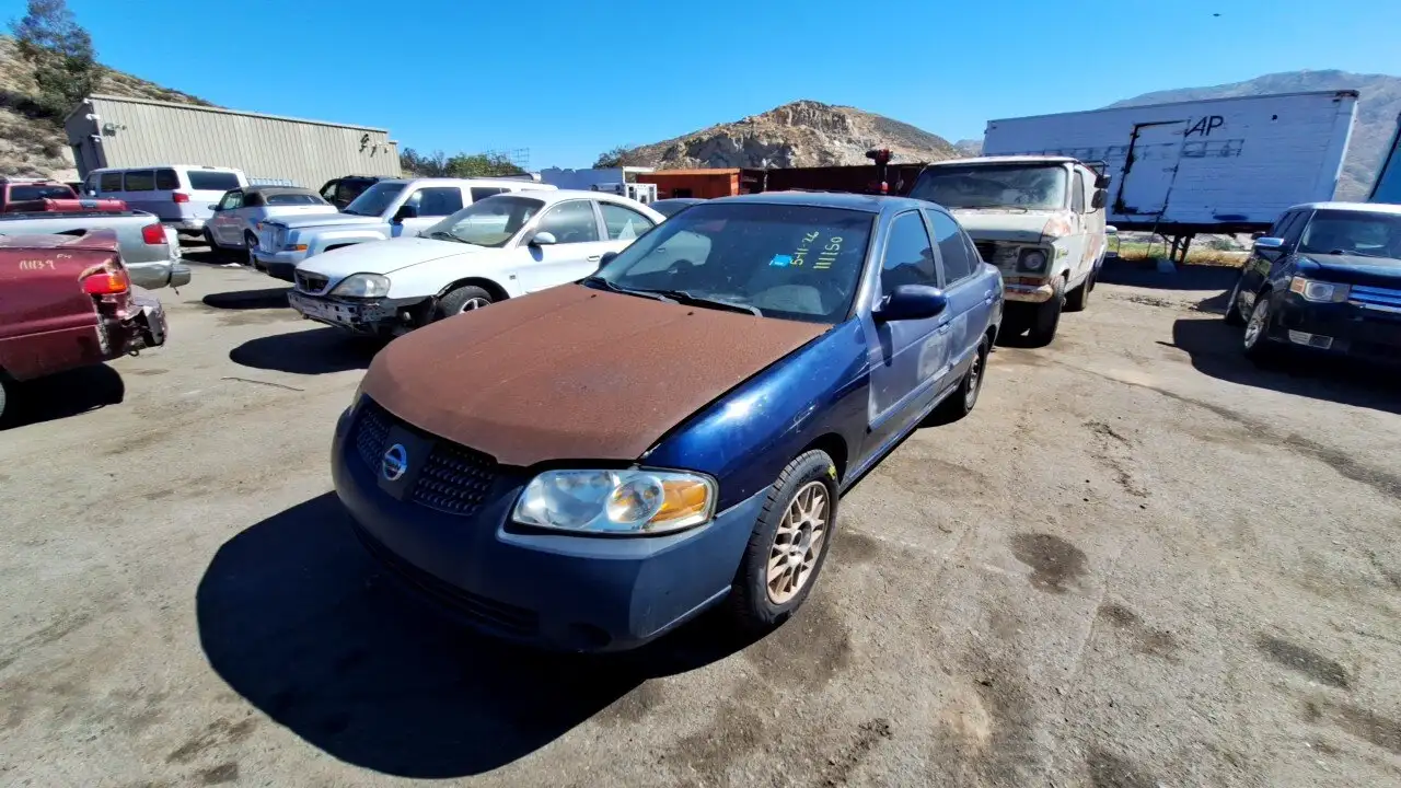 Photo of 2005 Nissan Sentra