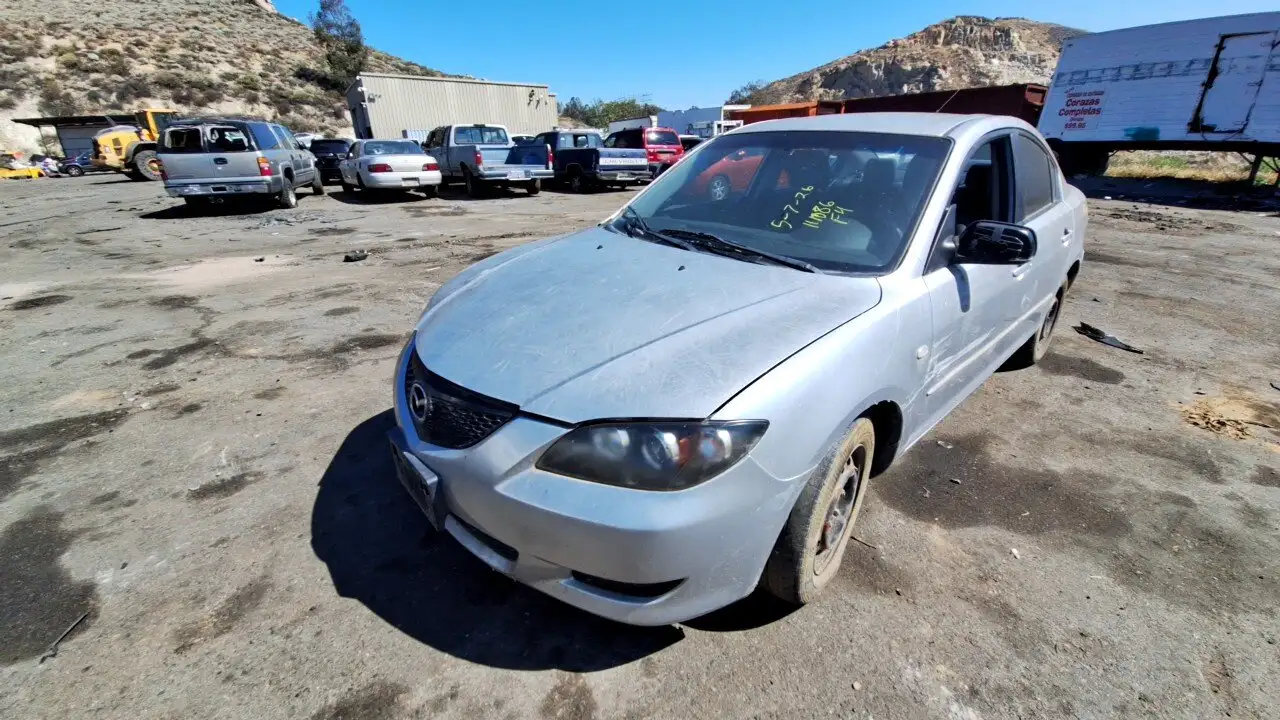 Photo of 2005 Mazda 3