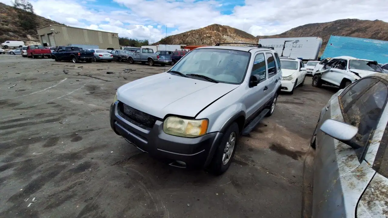 Photo of 2003 Ford Escape