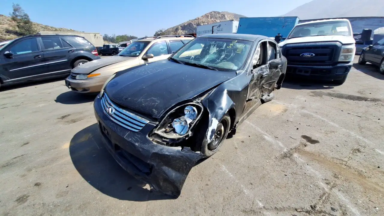 Photo of 2004 Infiniti G35