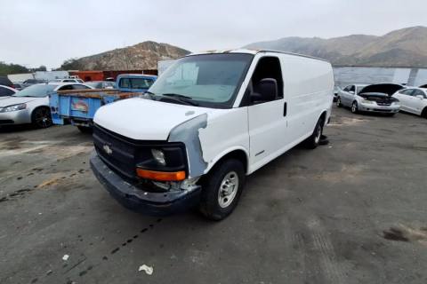 Photo of 2004 Chevrolet Express 3500