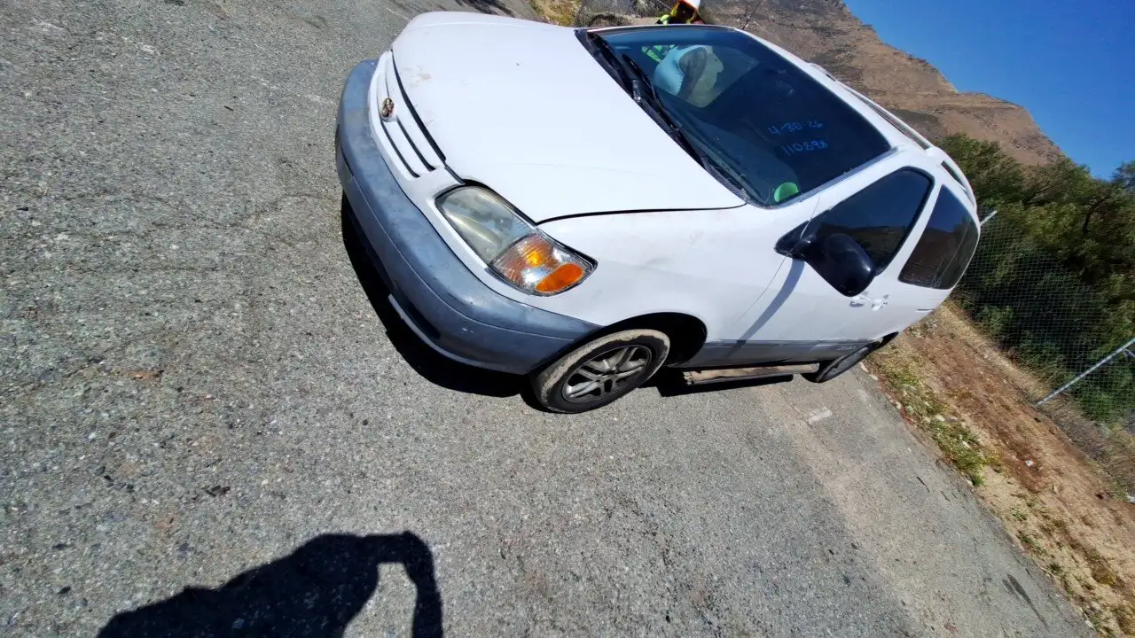 Photo of 2001 Toyota Sienna