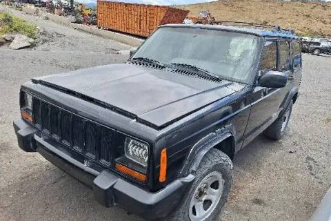 Photo of 1999 Jeep Cherokee
