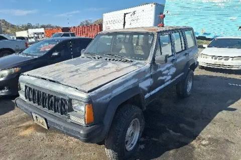 Photo of 1993 Jeep Cherokee