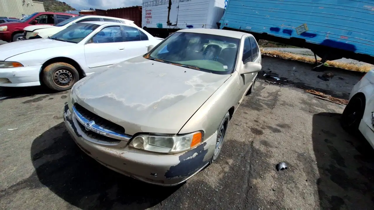 Photo of 2001 Nissan Altima