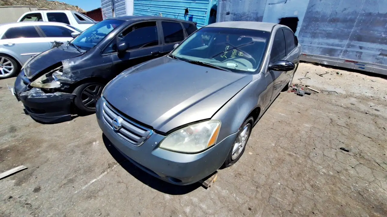 Photo of 2002 Nissan Altima