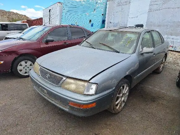 Photo of 1997 Toyota Avalon