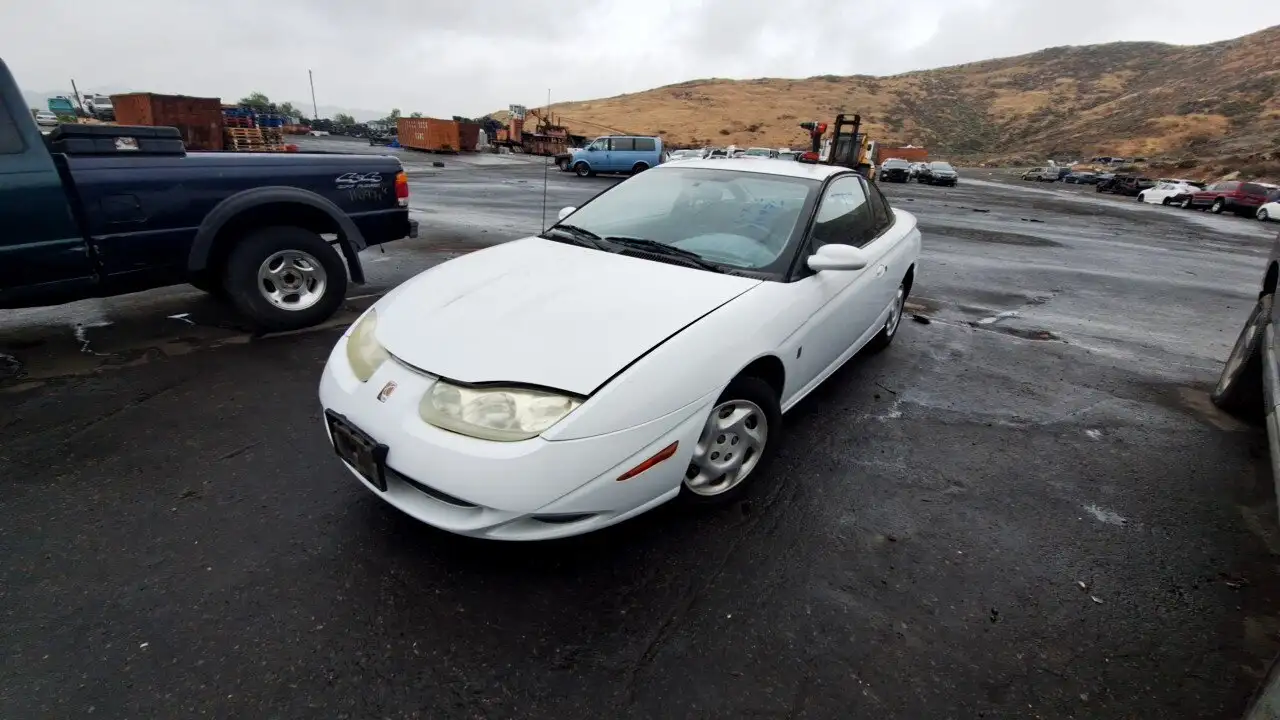 Photo of 2002 Saturn Sc2