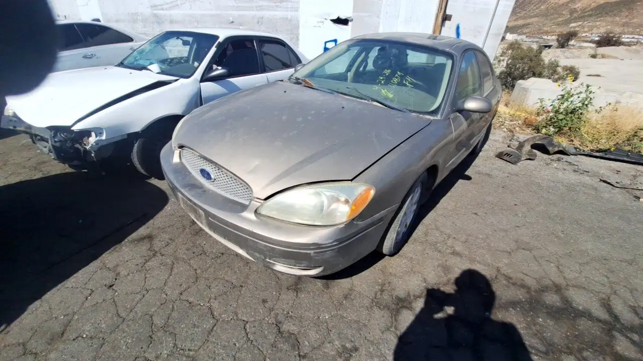 Photo of 2007 Ford Taurus