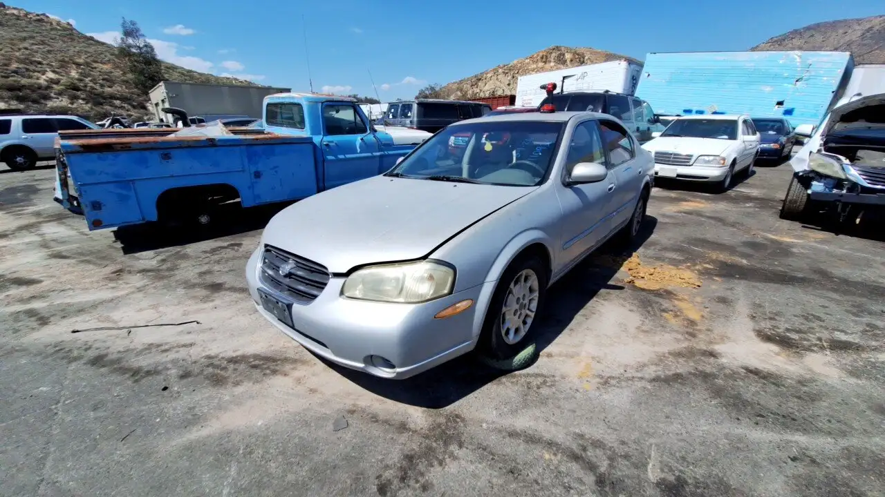 Photo of 2000 Nissan Maxima