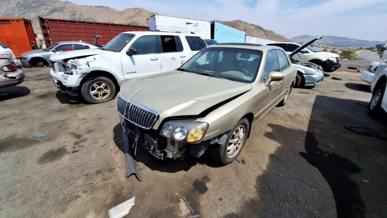 Photo of 2002 Hyundai Xg350