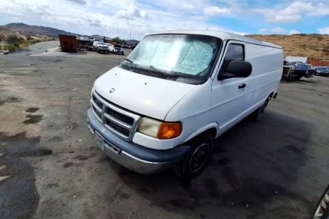 Photo of 2001 Dodge Ram 2500 Van