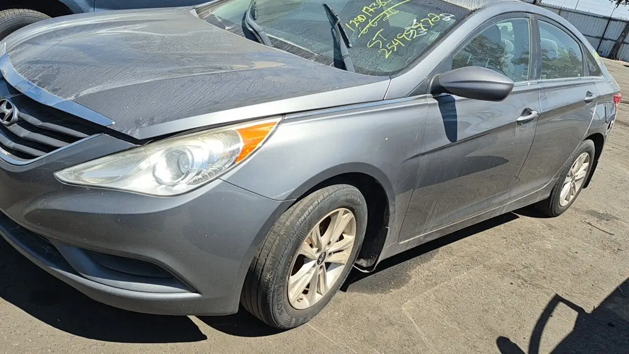 Photo of 2012 Hyundai Sonata