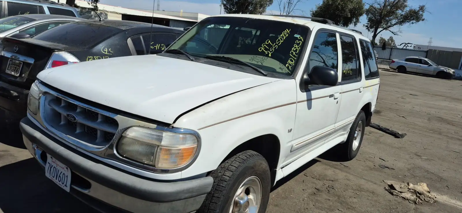 Photo of 1998 Ford Explorer