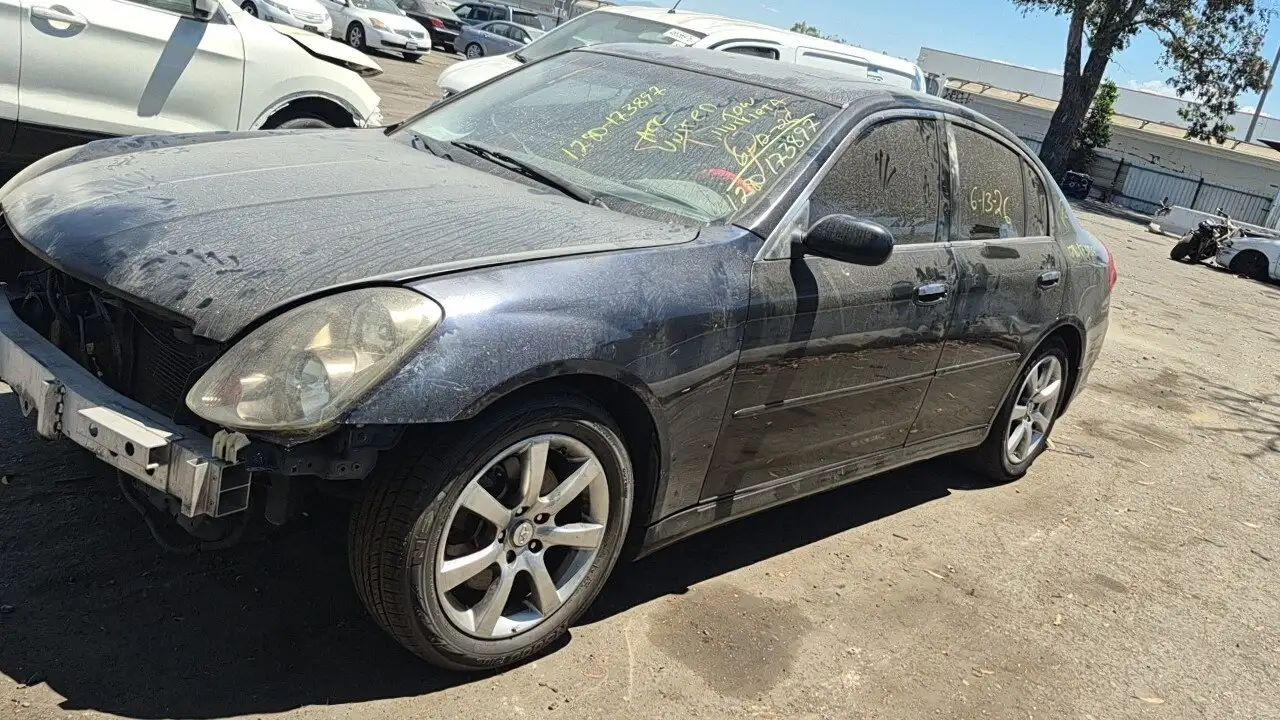 Photo of 2005 Infiniti G35