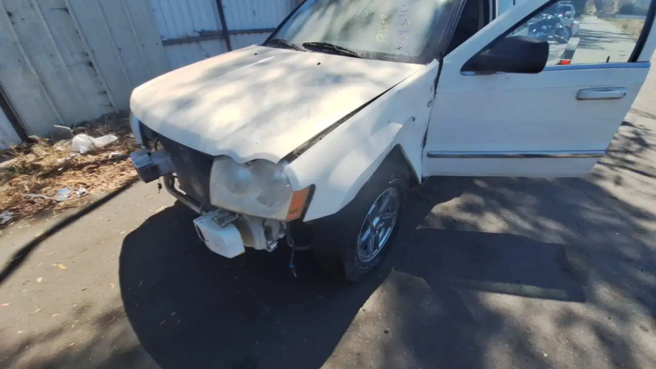 Photo of 2005 Jeep Grand Cherokee