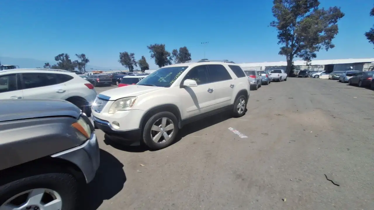 Photo of 2011 Gmc Acadia