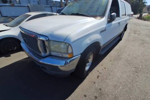 Photo of 2002 Ford Excursion