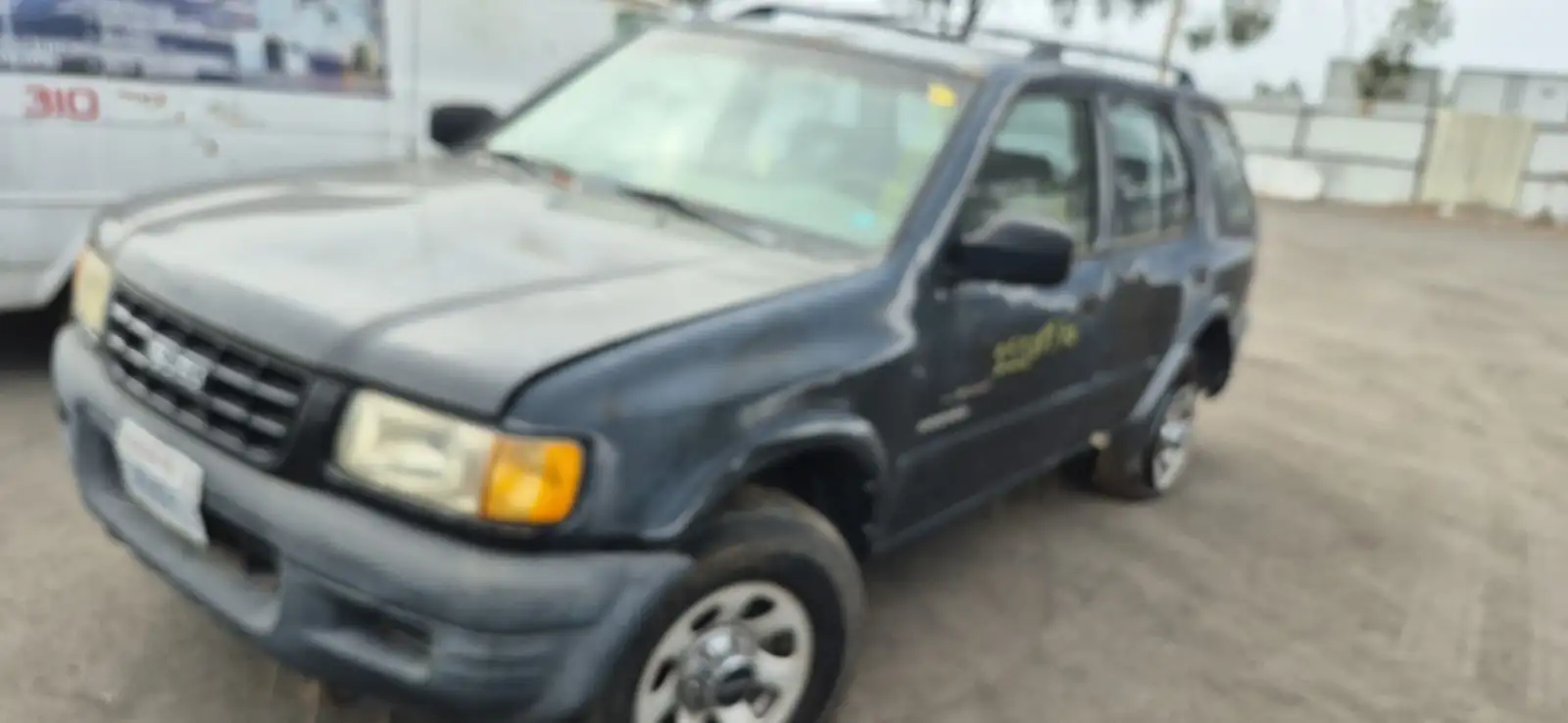 Photo of 1998 Isuzu Rodeo