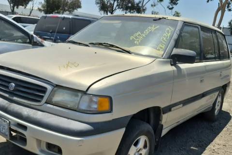 Photo of 1996 Mazda Mpv