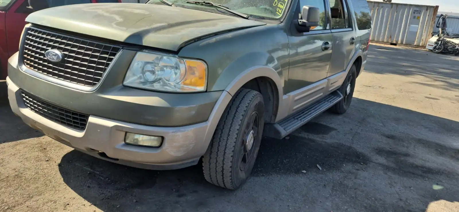 Photo of 2003 Ford Expedition