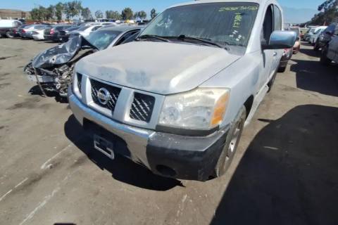 Photo of 2005 Nissan Armada