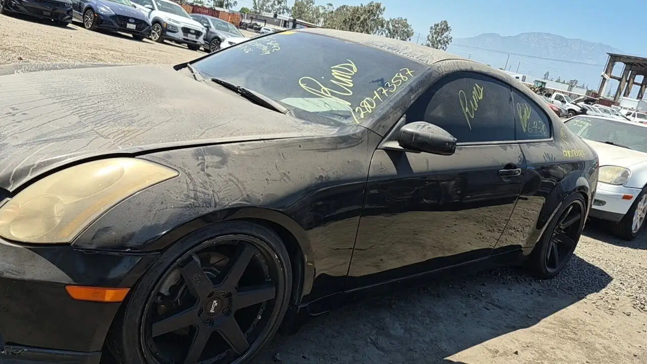 Photo of 2005 Infiniti G35