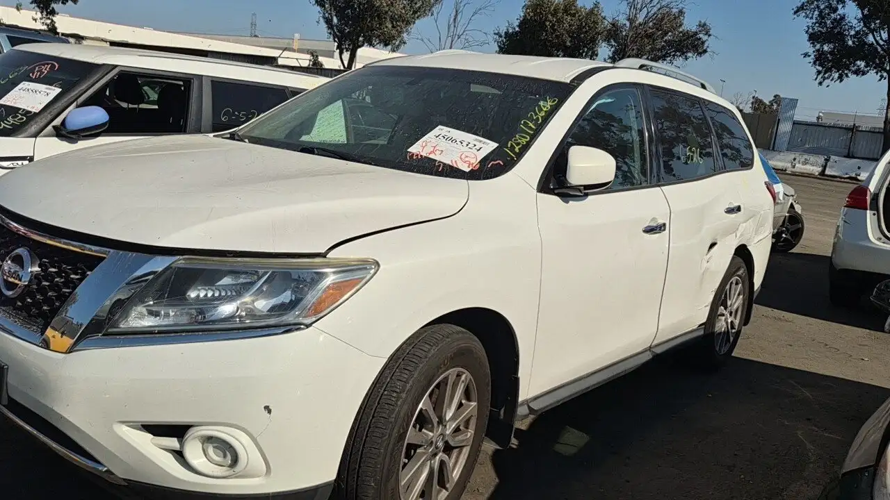 Photo of 2014 Nissan Pathfinder