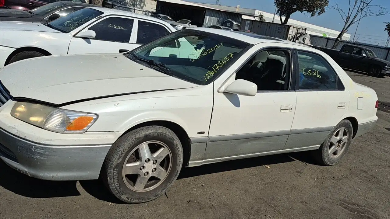 Photo of 2001 Toyota Camry