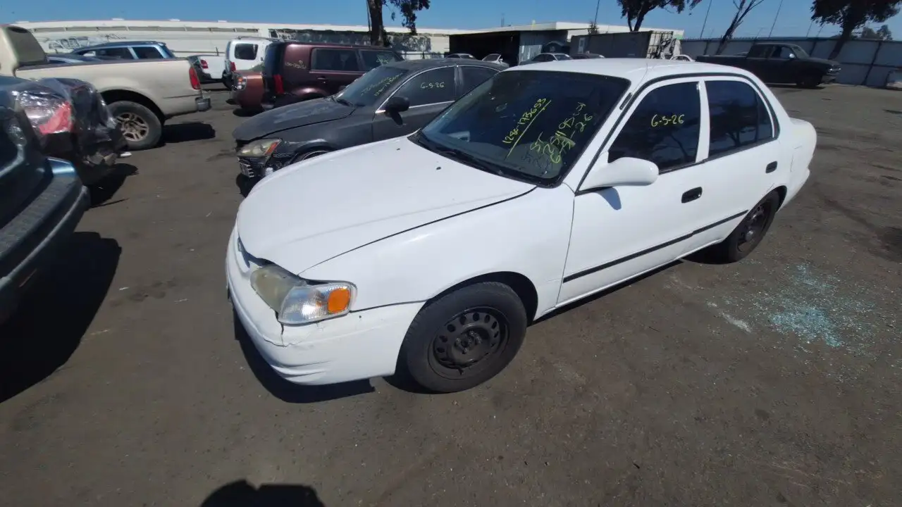 Photo of 2000 Toyota Corolla