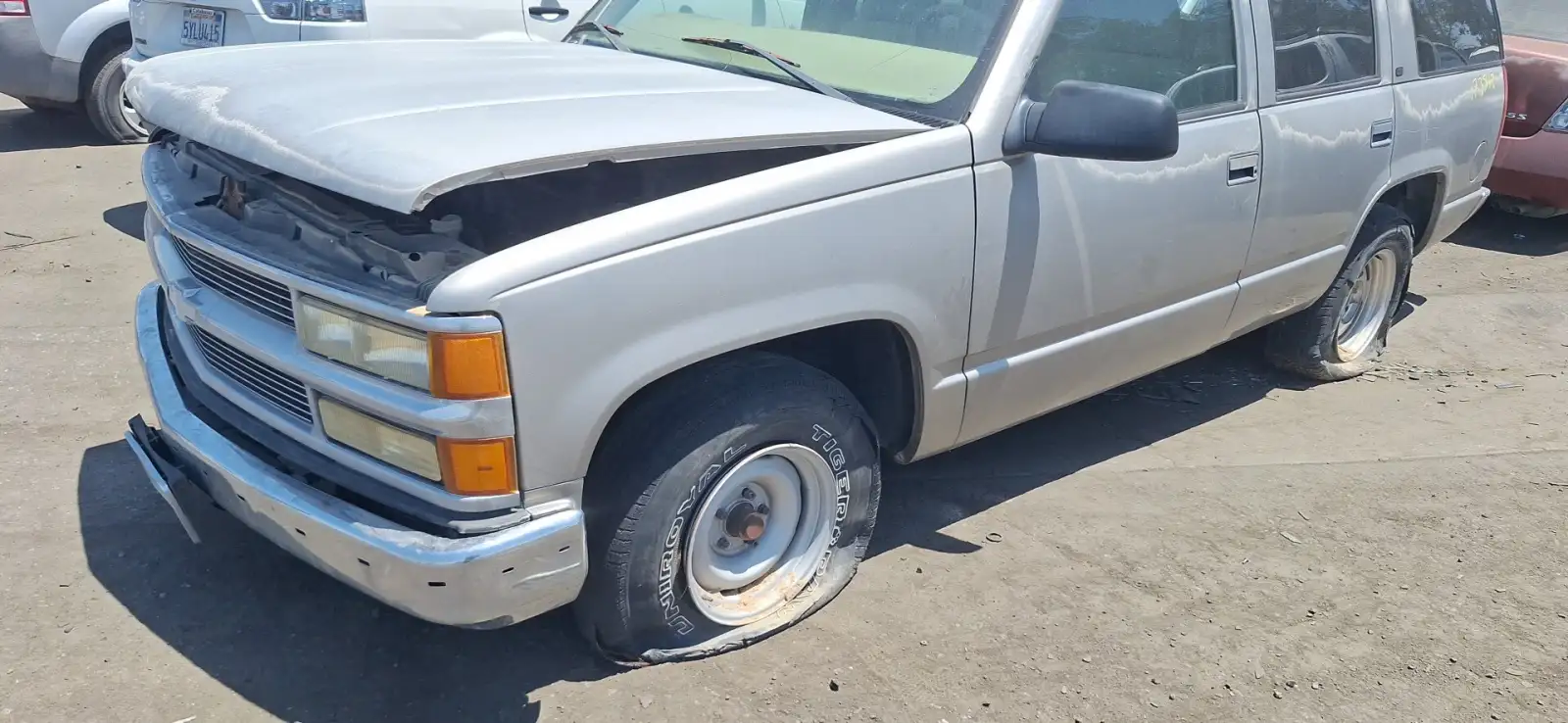 Photo of 1999 Chevrolet Tahoe