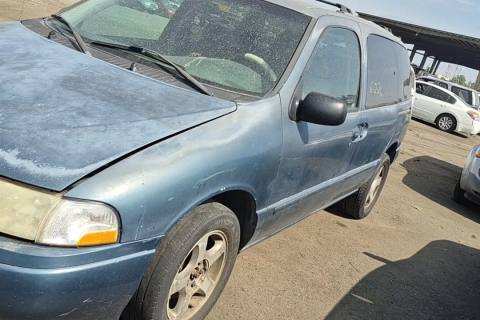 Photo of 2001 Nissan Quest